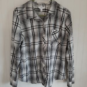 2 Time and Tru Shirts